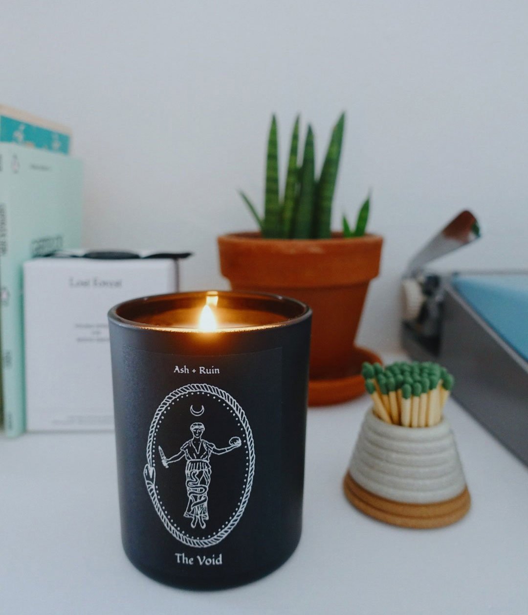 Ash + Ruin - Scented Candles - Ordinary Habit